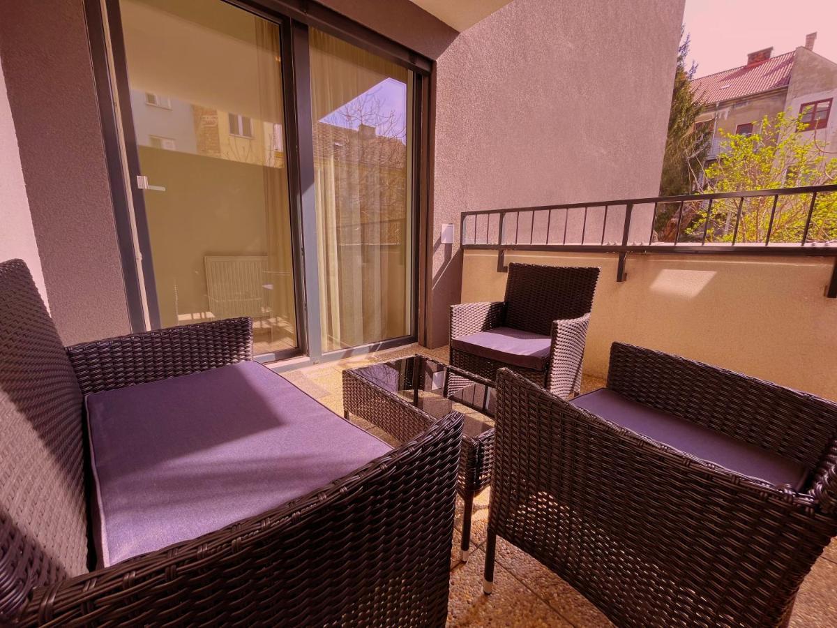 Elegant Escape Apartment I - City Centre Bratislava Eksteriør billede