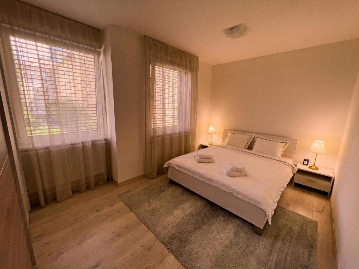 Elegant Escape Apartment I - City Centre Bratislava Eksteriør billede