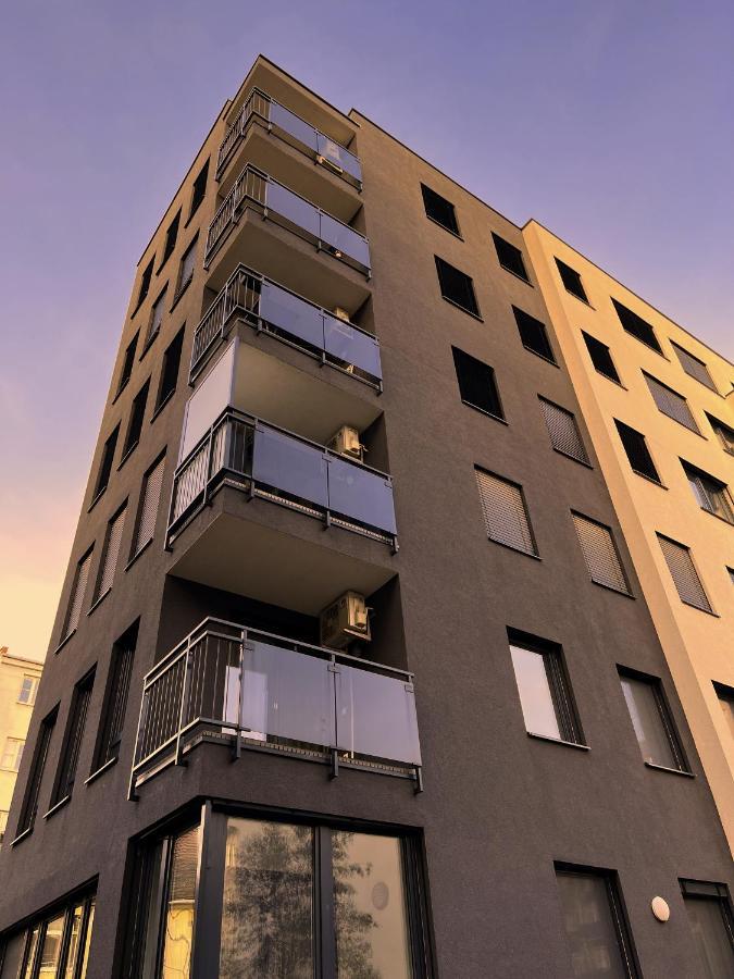 Elegant Escape Apartment I - City Centre Bratislava Eksteriør billede